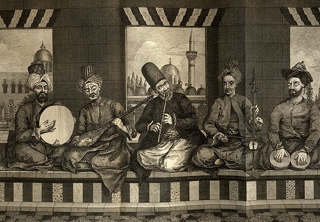 15. Yaktın, yıktın, kül ettin, erittin beni. Aşık gibi sevmezsen, kardeş gibi sev beni.