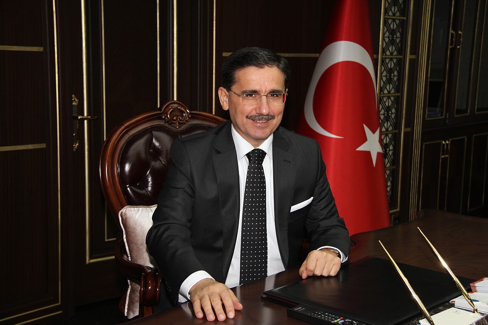 Vali Topaca: 'Musluklar Altın Sarısı Krom Kaplama'