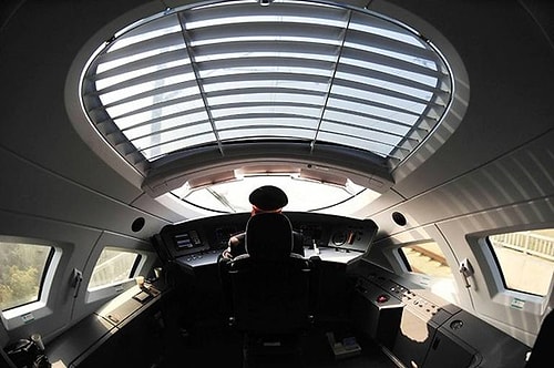 Bizimkisi Süper Yüksek Hızlıysa Bunlar Ne Diye Soracağınız 11 Tren