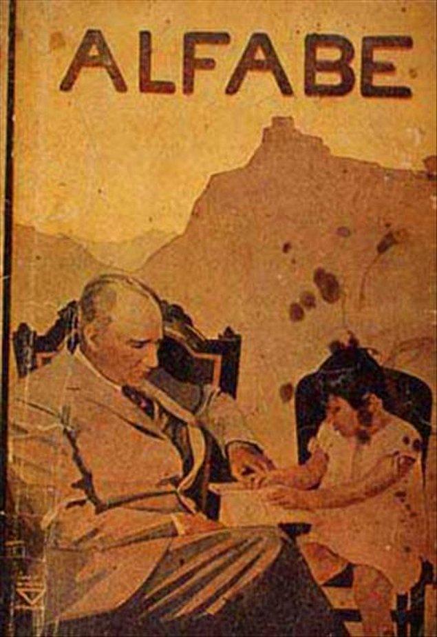 Yıllarca ilkokul birinci sınıflarında okutulan ALFABE'nin kapağını Atatürk'ün siparişi üzerine 1932 yılında tasarladı
