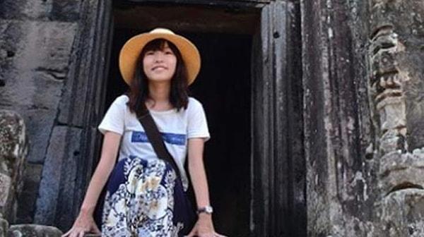 14. Nevşehir’in Göreme beldesinde yürüyüşe çıkan 2 Japon kadın turist bıçaklı saldırıya uğradı. Turistlerden Mai Kurkiharac (22) aldığı bıçak darbeleriyle olay yerinde yaşamını yitirdi.