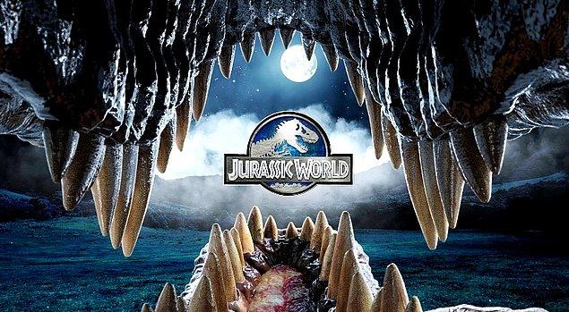12)	Jurassic Park serinin son filmi olan Jurassic World'ün diğer bölümlere göre çok daha farklı bir yolu tecih etme cesareti gösterdiğini belirten usta yönetmen Steven Spielberg ise heyecanını izleyici ile paylaşıyor. Colin Trevorrow tarafından yönetilen yapım Türkiye’de de dünya ile aynı anda 12 Haziran günü vizyonda olacak.