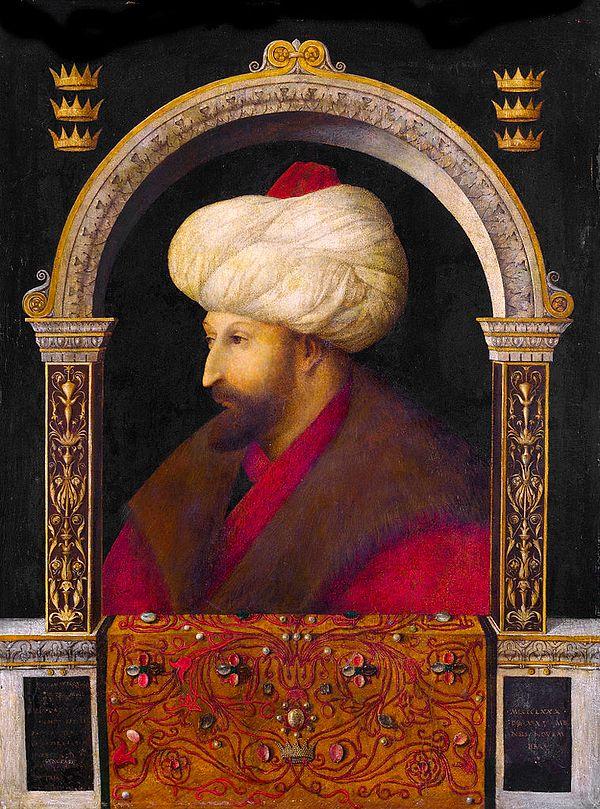 3. Fatih Sultan Mehmet'in sarayına davet ederek kendi portresini yaptırdığı ünlü İtalyan sanatçının adı nedir?