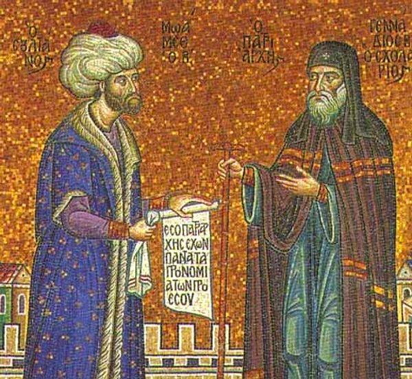 15. Fatih Sultan Mehmet’in Hristiyanlık inancı üzerine ilmi tartışmalar yaptığı ve kendisinden bu müzakereleri kalemi almasını istediği ünlü Patrik’in adı nedir?