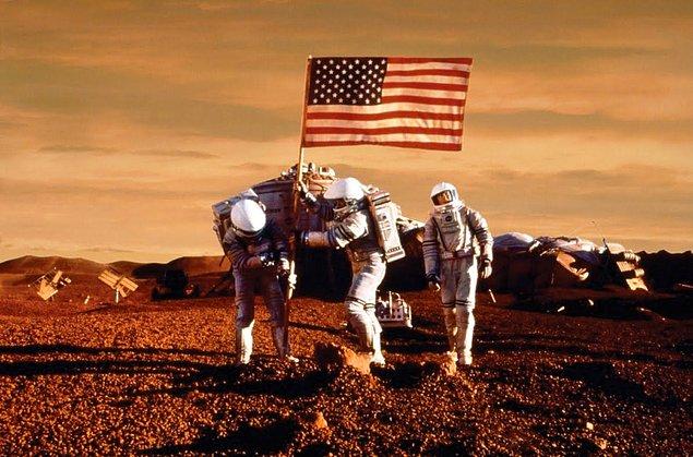 2. NASA'nın şimdiki hedefi 2030 yılında Mars'a insan göndermek, peki oraya da Amerikan bayrağı mı dikilecek?