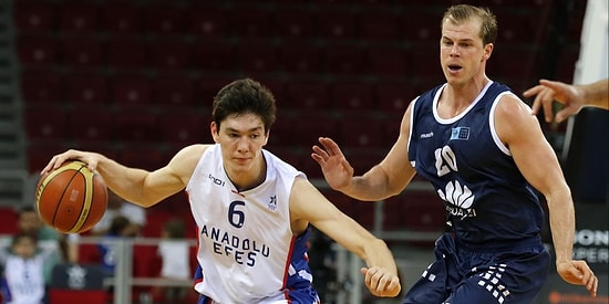 Anadolu Efes Yarı Finalde