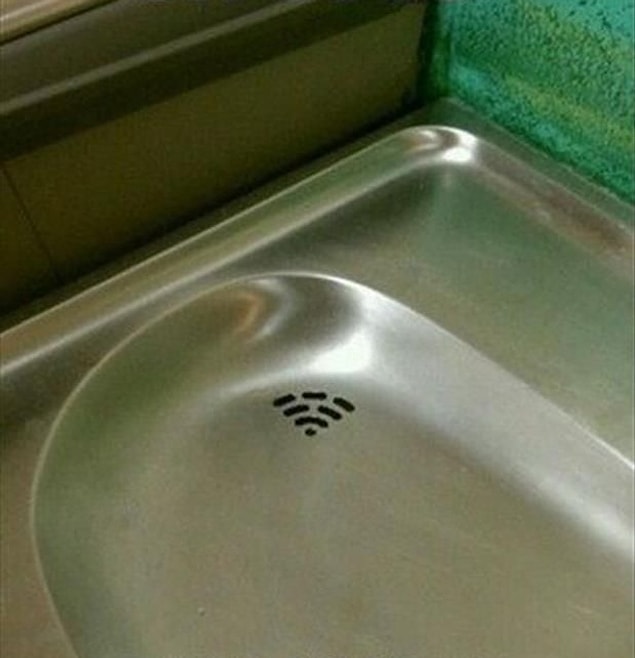 11. Çeşmenin giderinde wi-fi var, yani bu çeşmenin her türlü gideri var.