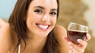 17 Maddede Şarap Sever Kadınları Tanıma Rehberi