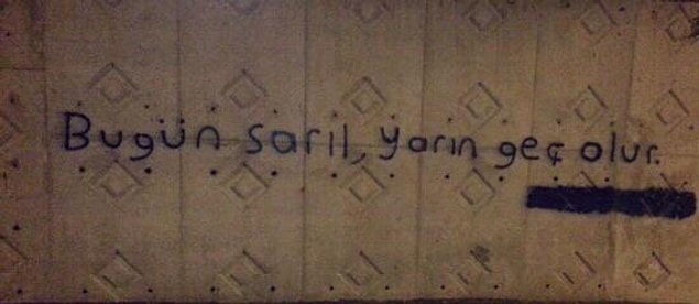 3. Bugün sarıl, yarın geç olur