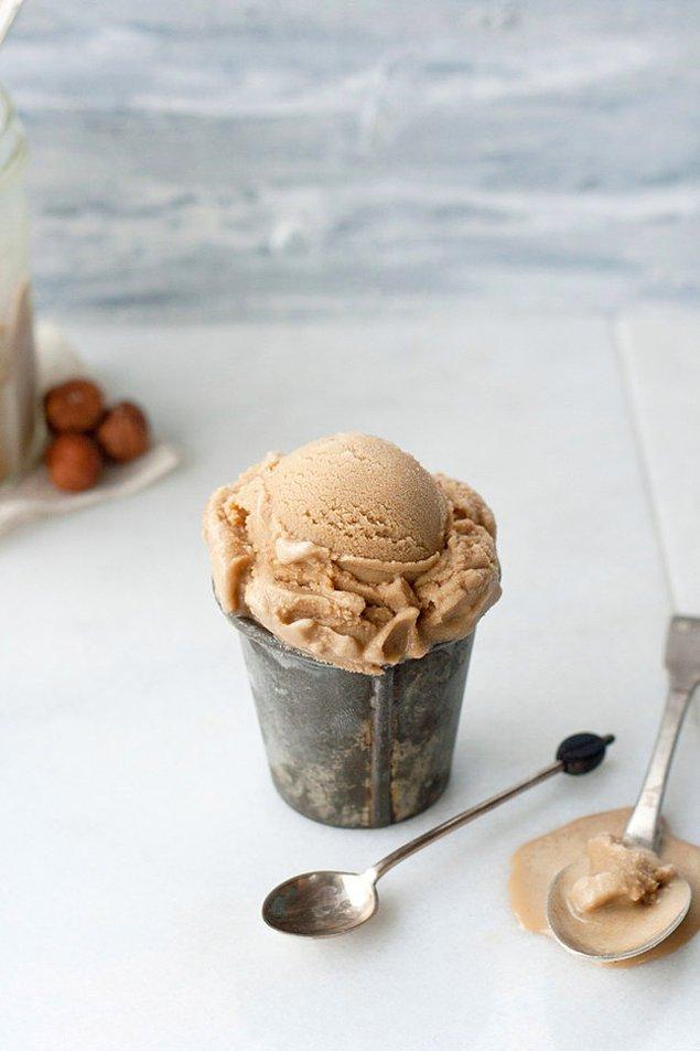 10. Dondurmasız olmaz ki: Kahveli Fındıklı Dondurma