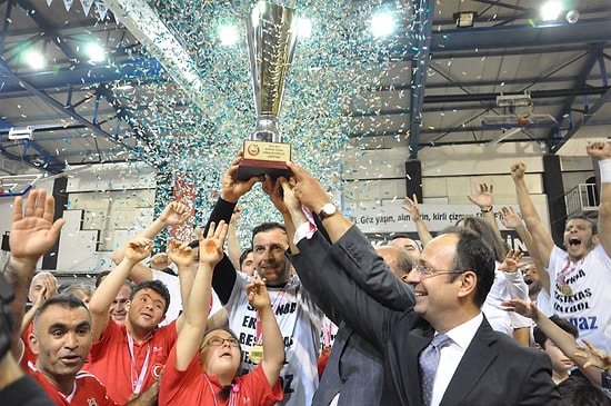 Beşiktaş Mogaz Sezonu Şampiyon Olarak Tamamladı