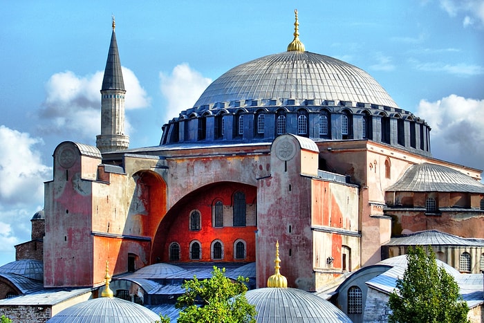 Cumhurbaşkanlığı 'Ayasofya'da Namaz' İddiasını Yalandı