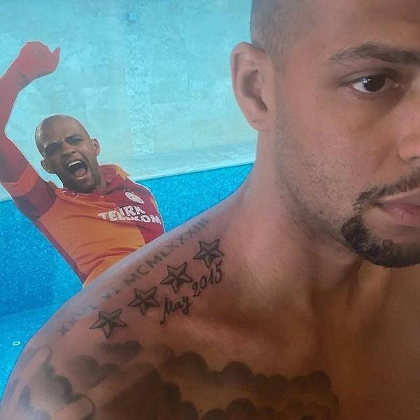 2. Felipe Melo, 4.yıldız dövmesi yaptırdı.