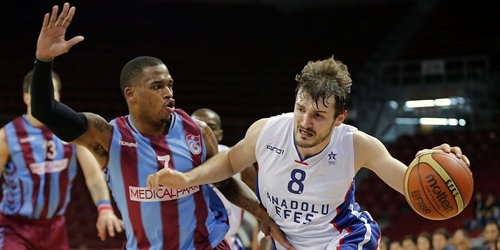 Anadolu Efes, Trabzonspor'u Farklı Geçti