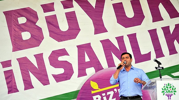 'Saraylarının Camları Sizlerin Yürüyüşüyle Titriyor'