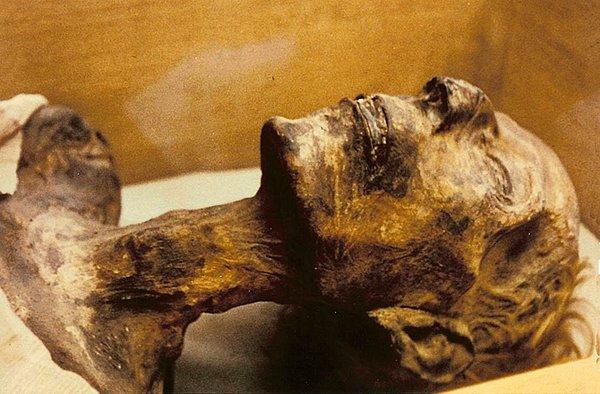 3. Antik Mısır Mumyalarının Boyu Kraliyet Ailesinde Ensesti Doğruluyor