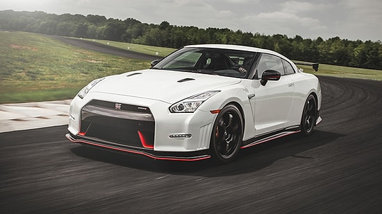 Nissan Efsane GT-R Modelini Yeniliyor