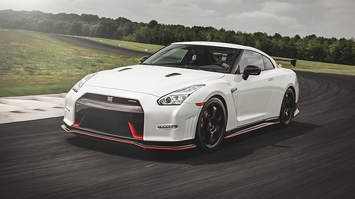 Nissan Efsane GT-R Modelini Yeniliyor