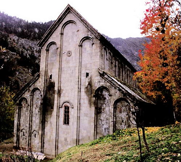 Eski Gürcü Manastırı, Barhal