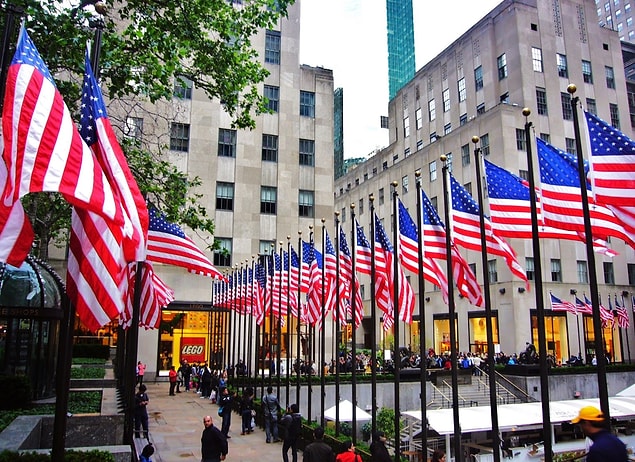 6. Türkiye'de her yerde Türk bayrağı var diyorsanız bir de Amerika'yı görün.