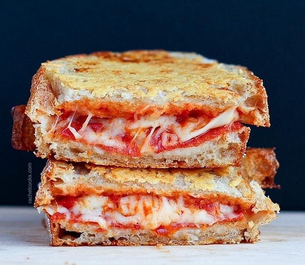 11. Pizza Tost