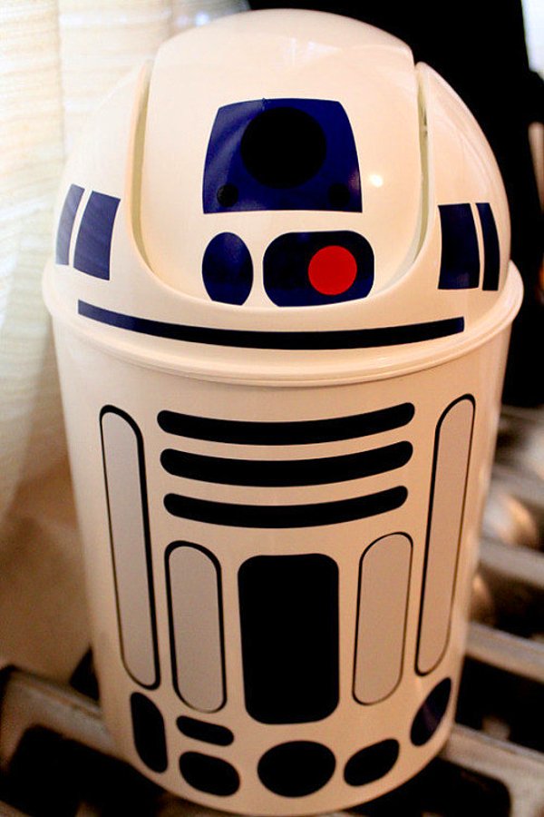 6. R2-D2'ya kimse çöp muamelesi yapamaz!