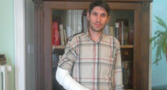 Polis Tarafından Kolu Kırılan Avukata 'Direnme ve Mala Zarar' Davası Açıldı