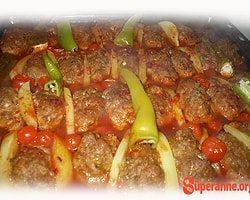 Tepsi Köftesi Tarifi