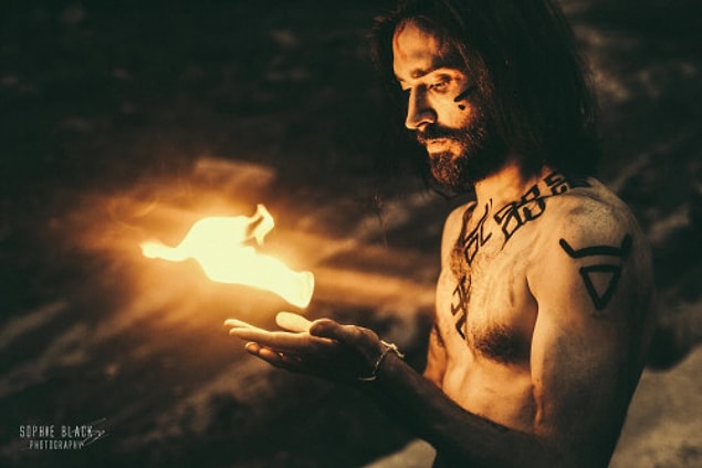 6. "Adam çalıyor ama çalışıyor."