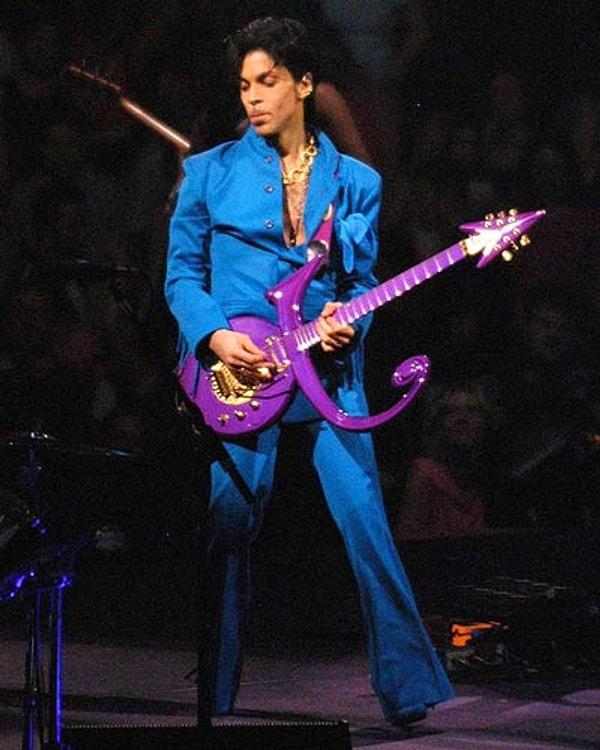 4. Prince'in 'Love’ Gitarı