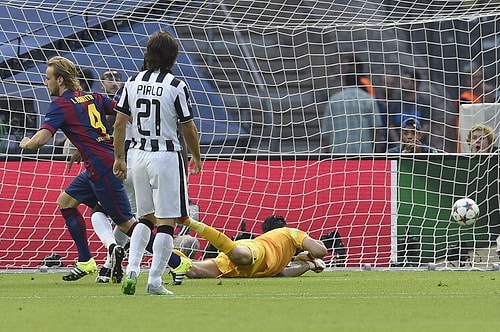 Asist Iniesta'dan