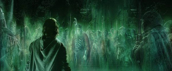 19. Bu seçimde de söz verdikleri halde Aragorn'a destek vermekten çekinen hayaletler yine mahkum oldukları açlık ve sefalet içerisinde yaşamaya devam ederler.