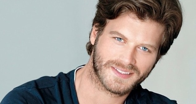 6. Kıvanç Tatlıtuğ