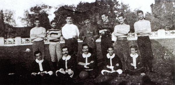 18. İlk Türk Futbol Takımı