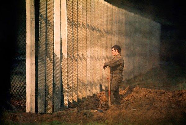 43. Berlin Duvarı, Doğu Almanya (1974)