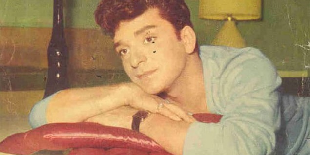 22. Tiyatro kariyeri.