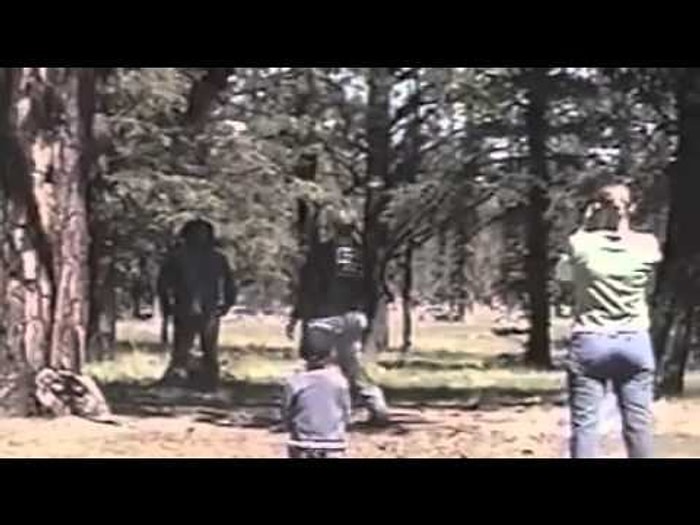 Babaların Çocuklarını Felaketten Kurtaran İnanılmaz Refleksleri