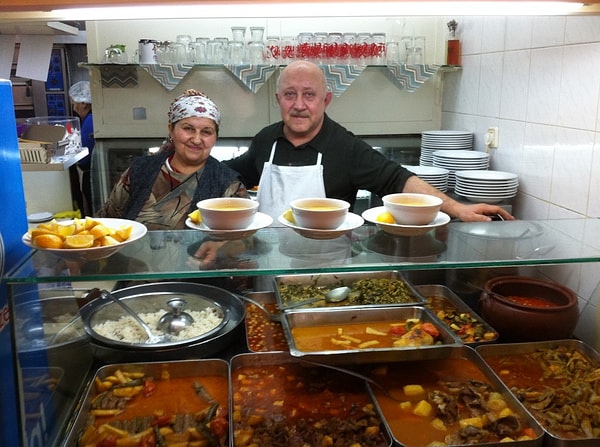 Esnaf lokantasında hiçbir şeyi ‘tam’ istemeyiz