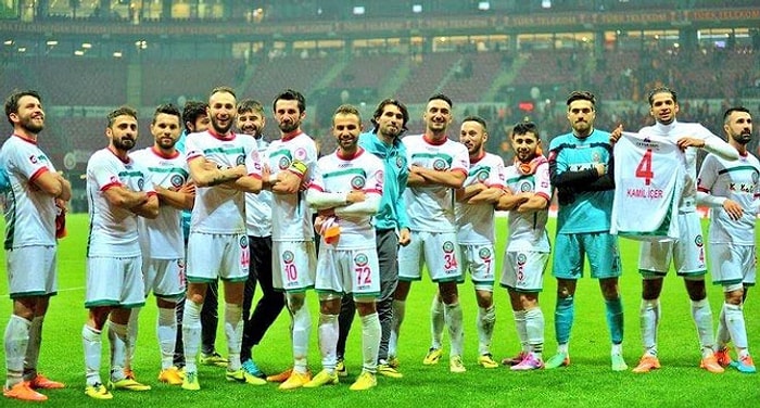 Diyarbakır BŞB'nin Adı Resmen Amedspor Oldu