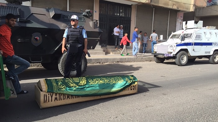 Diyarbakır Saldırısına 14 Tutuklama