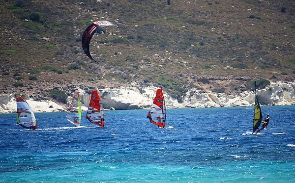 8. Hem kitesurf hem windsurf birlikte