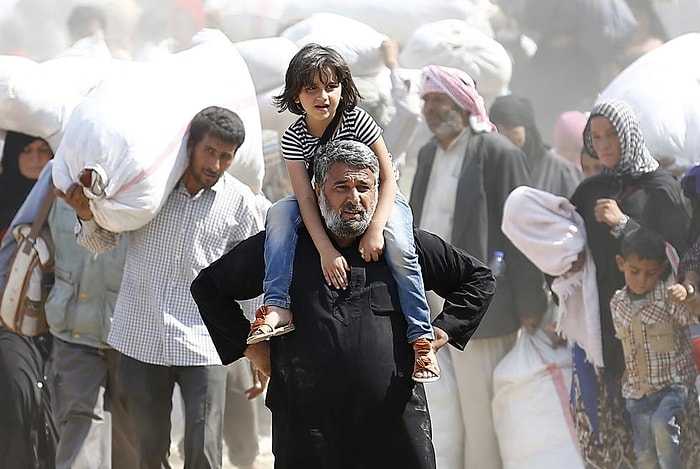 Son Bir Haftada Türkiye'ye Geçiş Yapan Suriyelilerin Sayısı 23 Bini Aştı