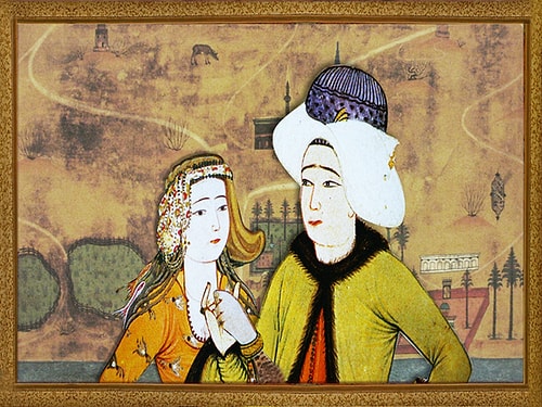 Romeo ve Juliet’in aileleri düşmandır, Leyla ile Mecnun’un aileleri arasında sadece kız vermeme durumu vardır.