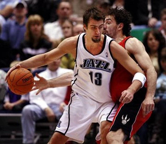 15. Mehmet Okur