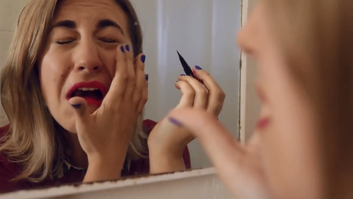 Bir Dakikaya Geliyorum Gerçekte Ne Demektir?