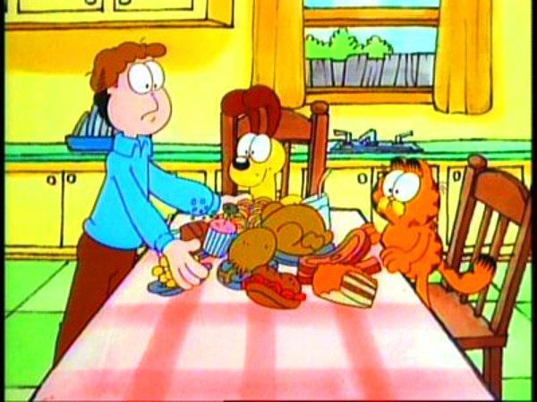 3. Garfield, Odie ve ikisinin sahibi Jon Arbuckle adlı bir delikanlının serüvenleri anlatılır.
