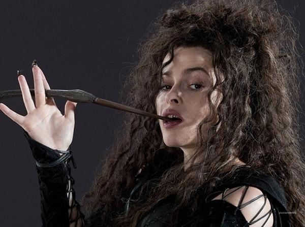 16. Tam Harry Hogwarts tahtına oturacakken Hagrid ile evlenmiş olan Bellatrix Lestrange tarafından ikinci defa öldürülürdü.