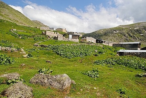 Direnişin ilk başladığı yer Kavrun ve Samistal yaylaları oldu.