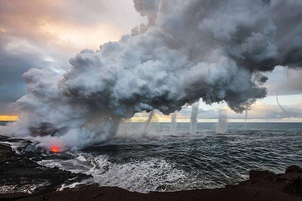 17. Kilauea Yanardağı'nın püskürmesi sonucunda, Hawai kıyılarında oluşan harikulade manzara...