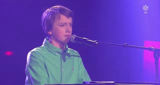 14 Yaşındaki Çocuğun Piyano Başındaki İnanılmaz Enerjisi